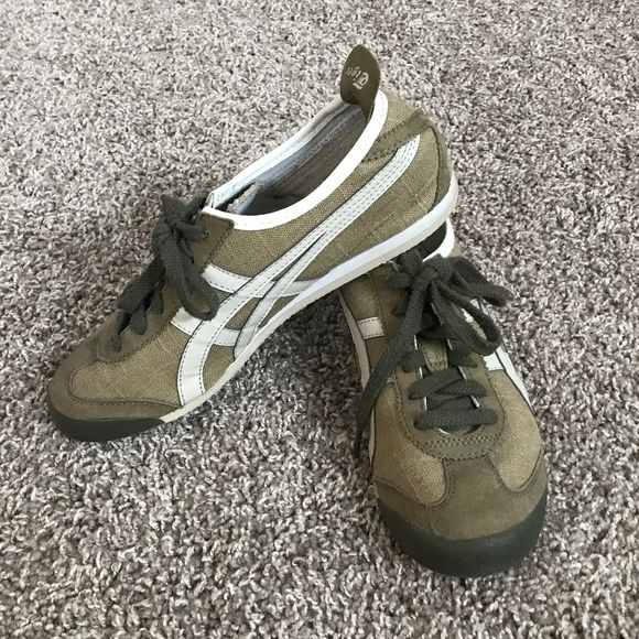 asics army shoes